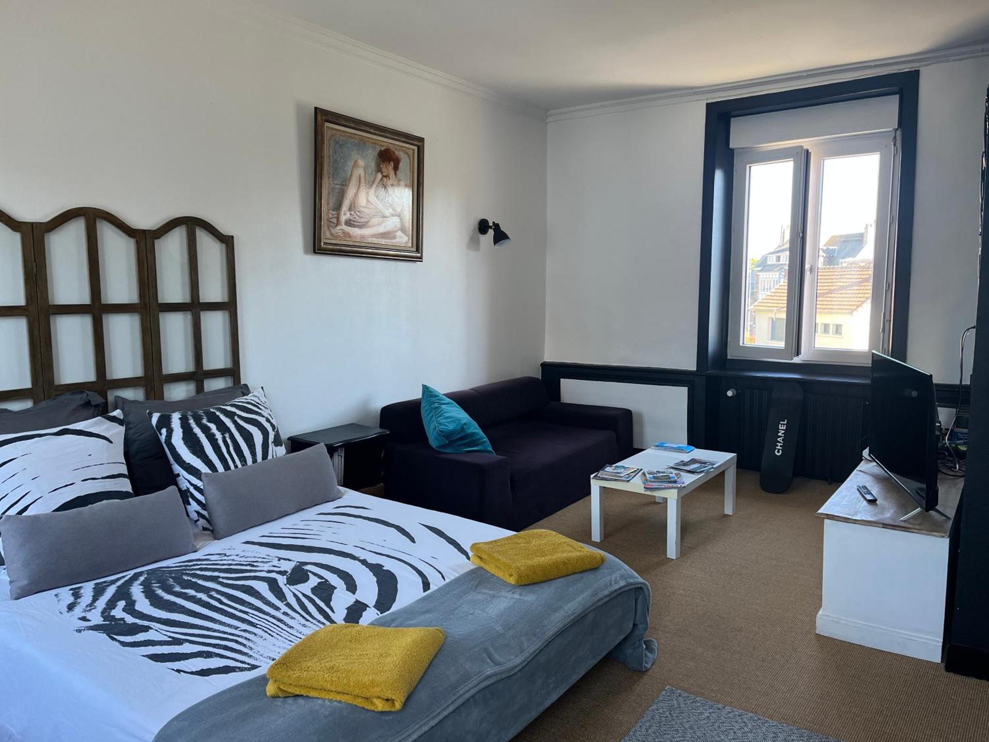 Chambre Spacieuse Dans Maison Renovee 그랑빌 외부 사진